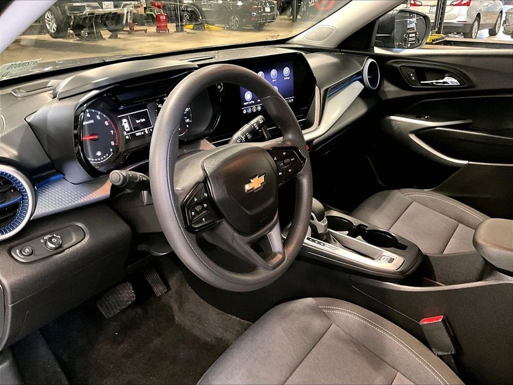 Used 2024 Gray Chevrolet LS image 8