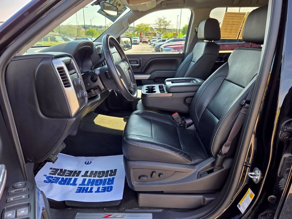 Used 2017 Black Chevrolet LT image 15