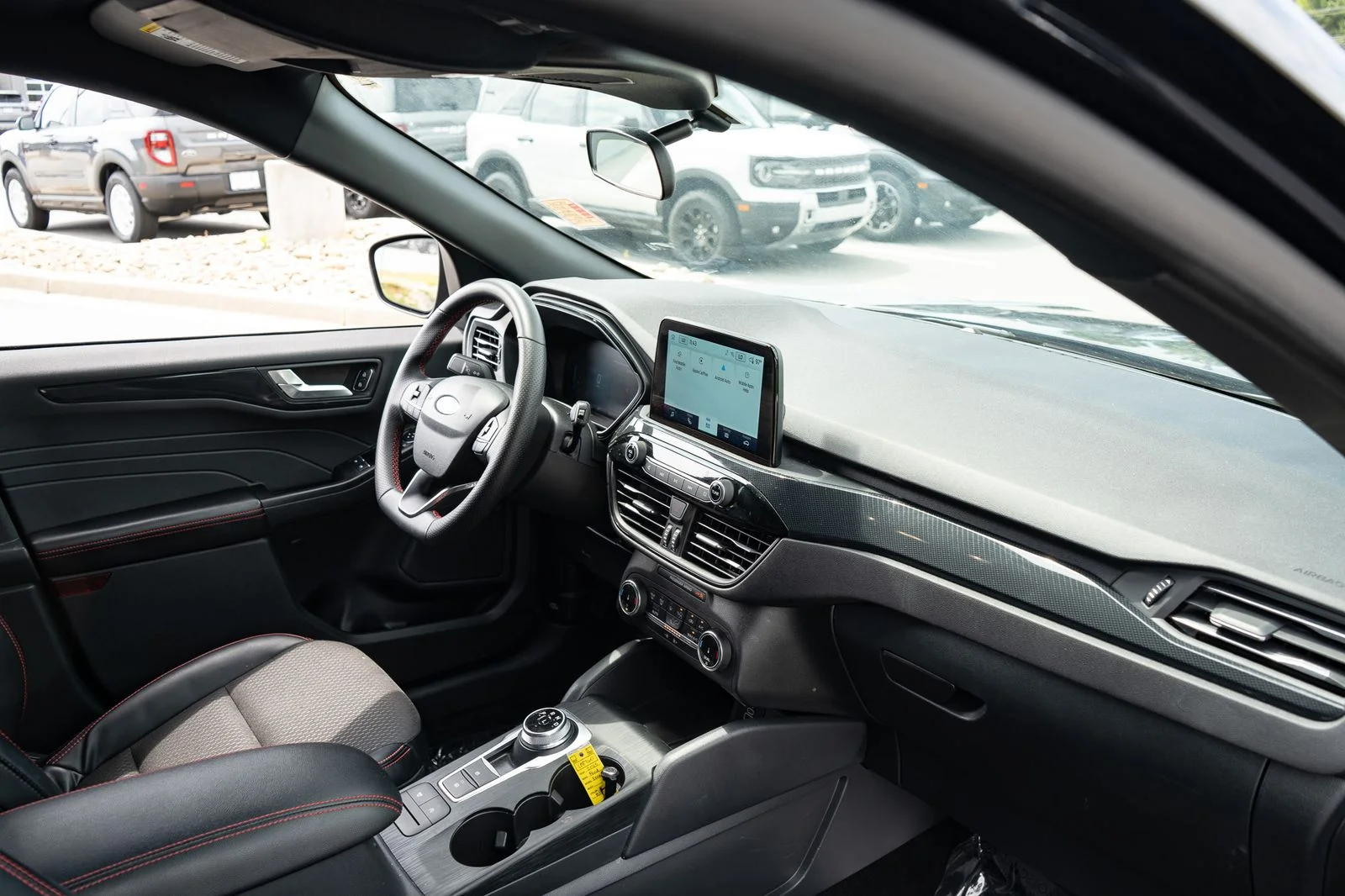 Used 2025 Black Metallic Ford ST-Line image 21