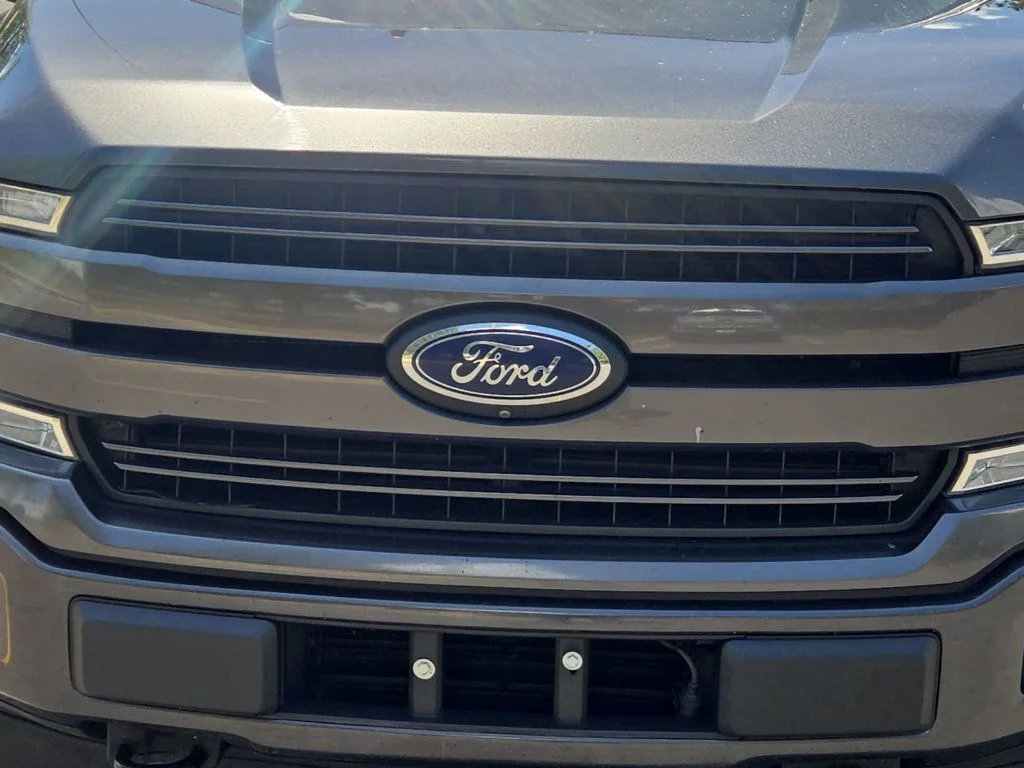 Used 2019 Gray Ford Lariat image 18