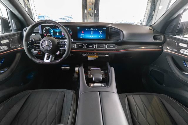 New 2026 MANUFAKTUR Moonlight White Metallic Mercedes-Benz GLS 63 AMG® image 53