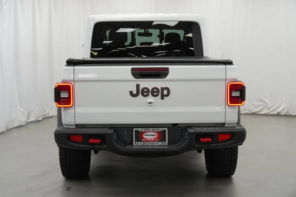 Used 2022 White Jeep Rubicon image 11