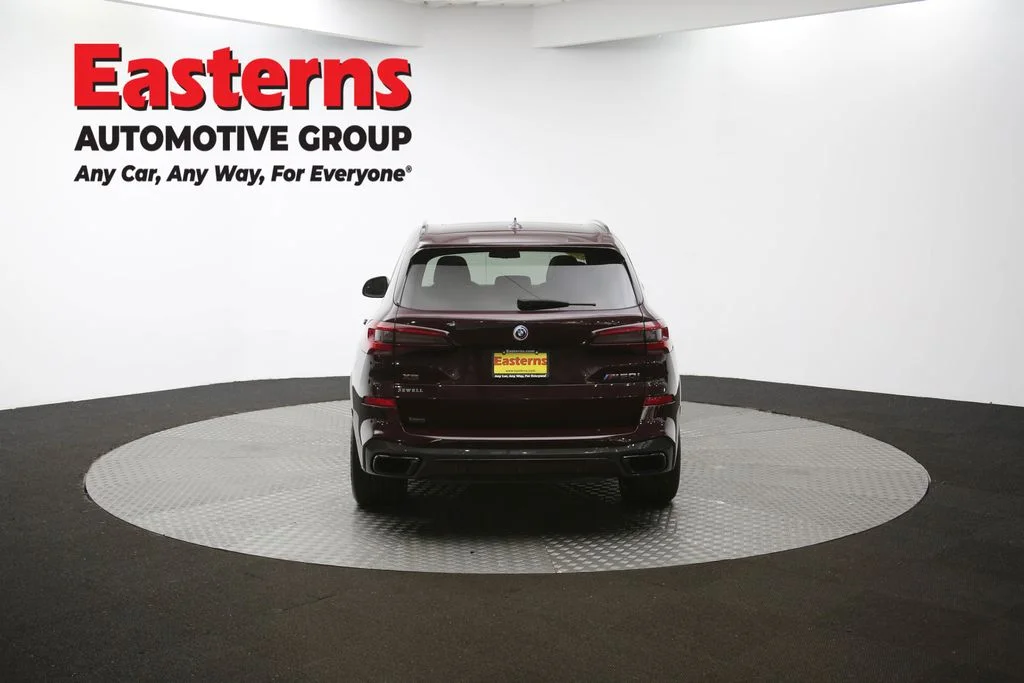 Used 2022 Red BMW M50i image 38