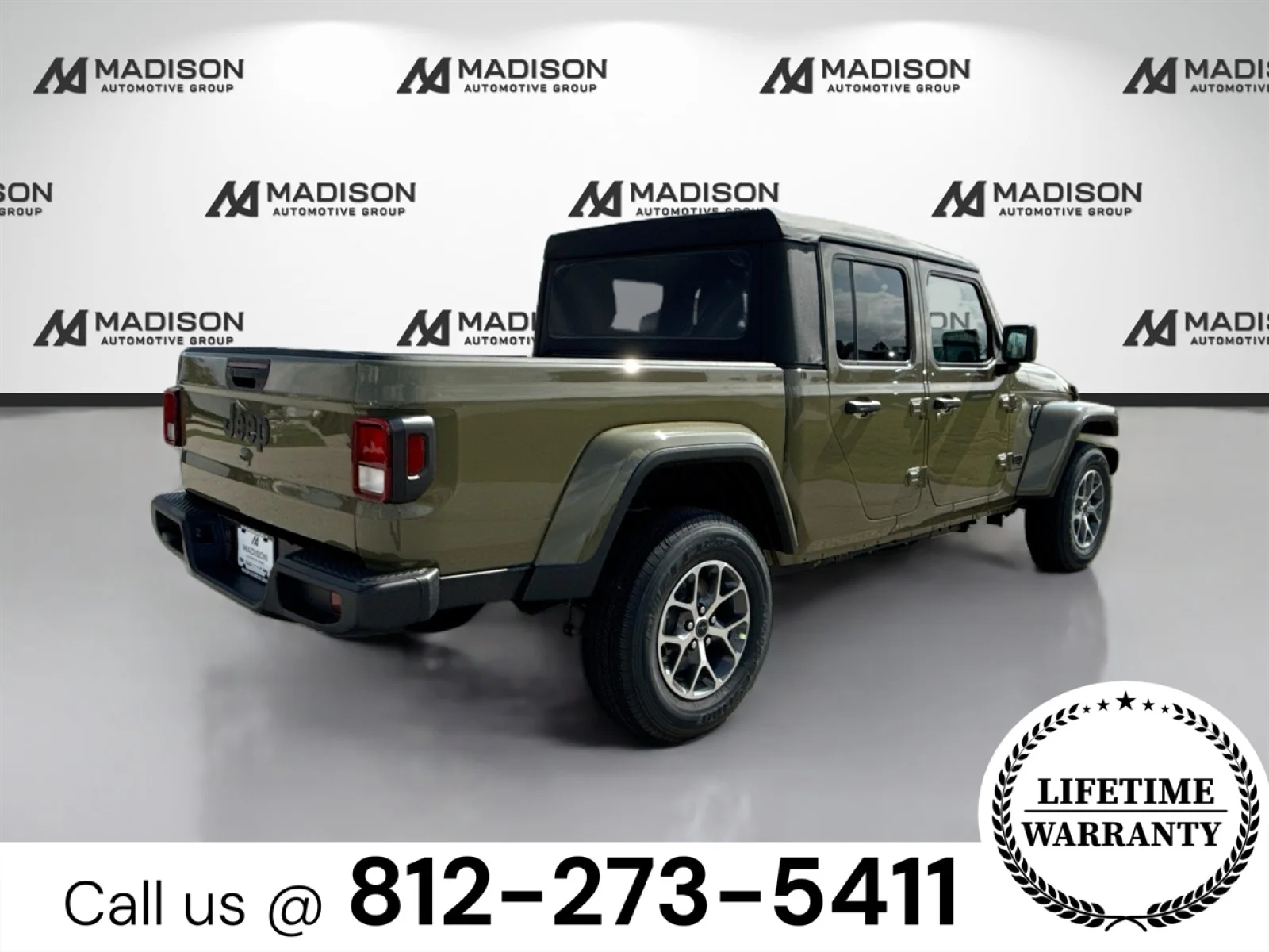 New 2025 41 Jeep Sport S image 5