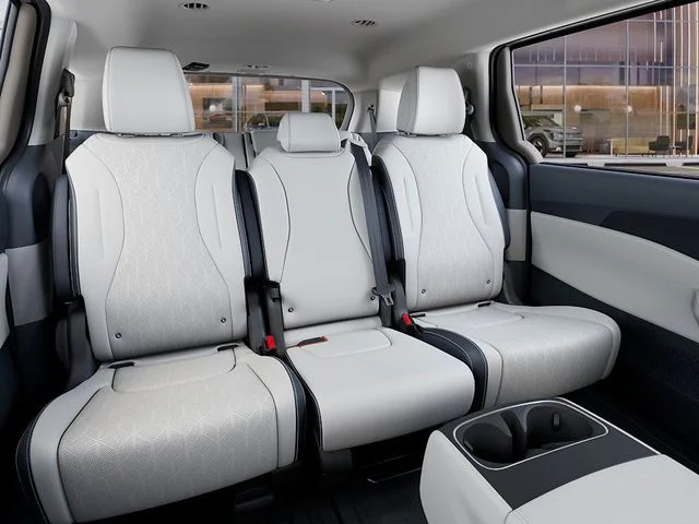 New 2026 White Kia EX image 17
