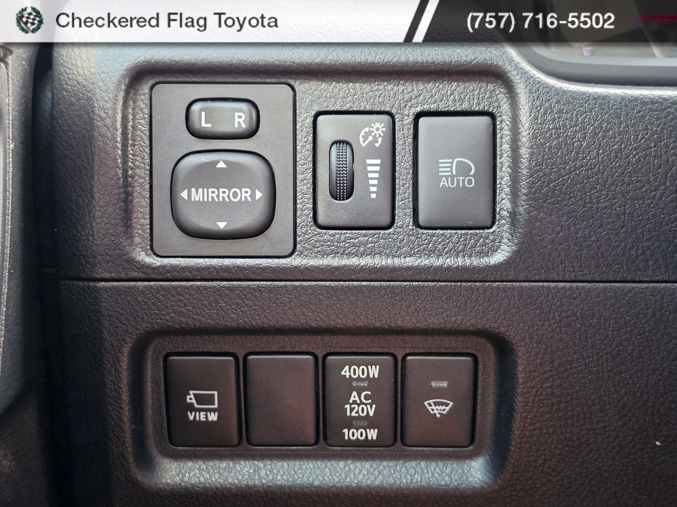 Used 2024 Ice Cap Toyota SR5 Premium image 12