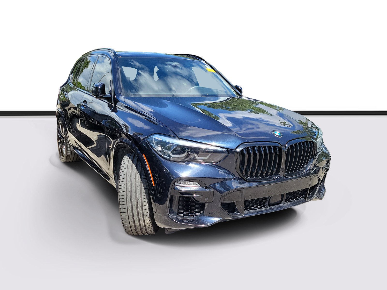 Used 2021 Carbon Black Metallic BMW sDrive40i image 1