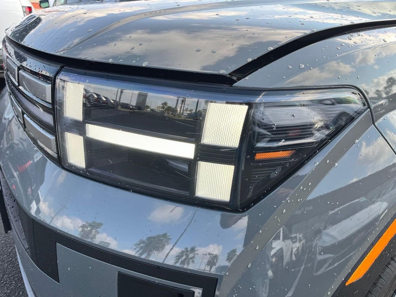 New 2027 Gray Hyundai SE FWD image 13