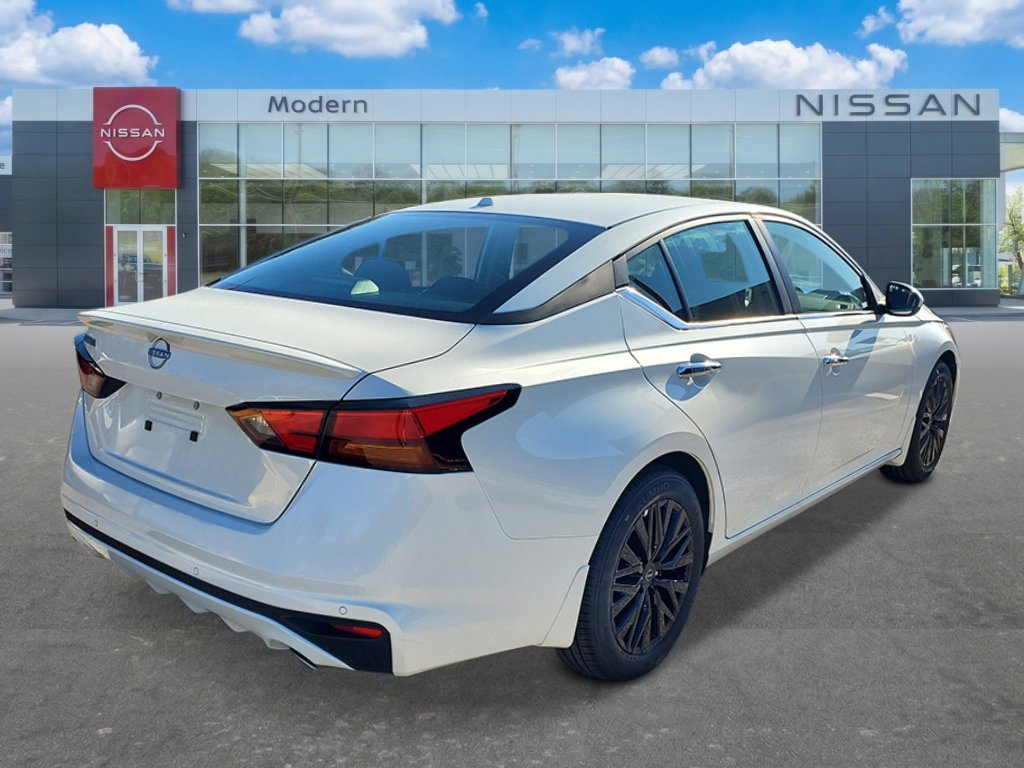 New 2026 Pearl White TriCoat Nissan SV Special Edition image 4