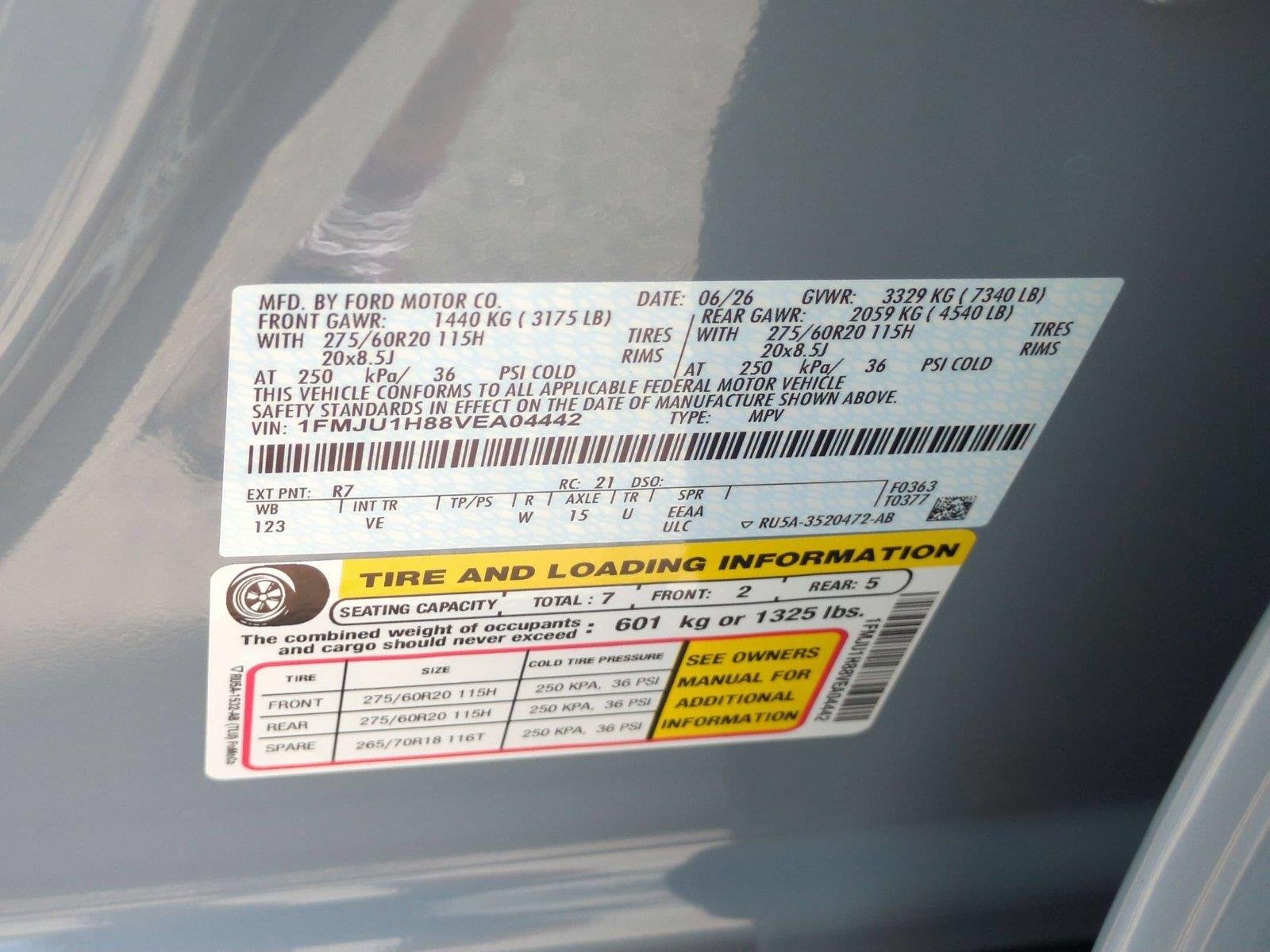 New 2027 Glacier Gray Metallic Tri-Coat Ford Active image 42