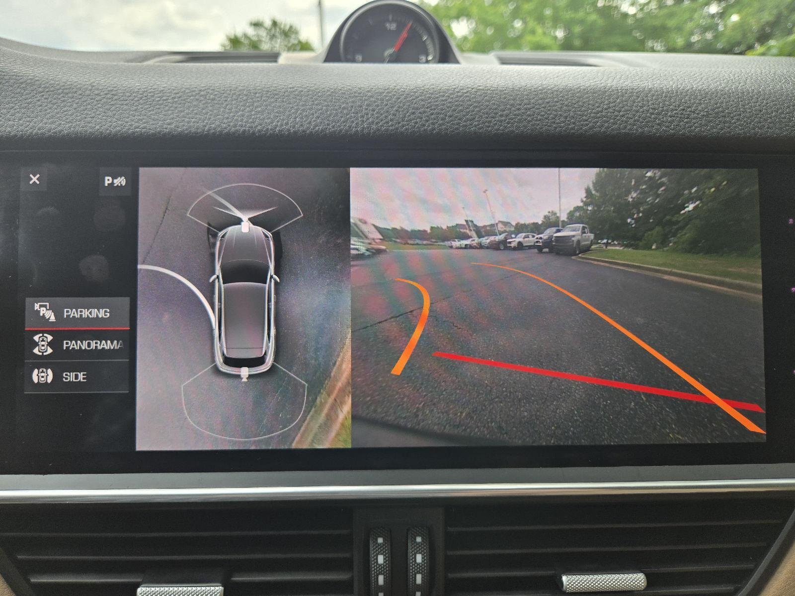 Used 2020  Porsche Base image 36