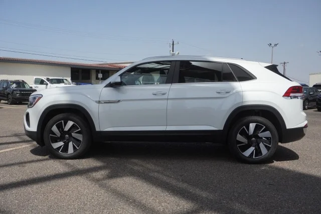 New 2026 Opal White Pearl Volkswagen 2.0T SE w/Technology image 12