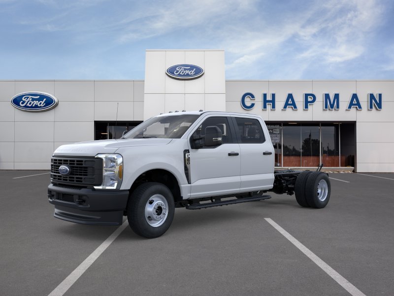 New 2026 Oxford White Ford F-350® XL image 1