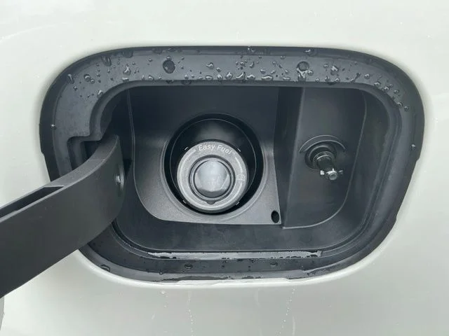 New 2026 Star White Metallic Tri-Coat Ford MAX Platinum® image 4