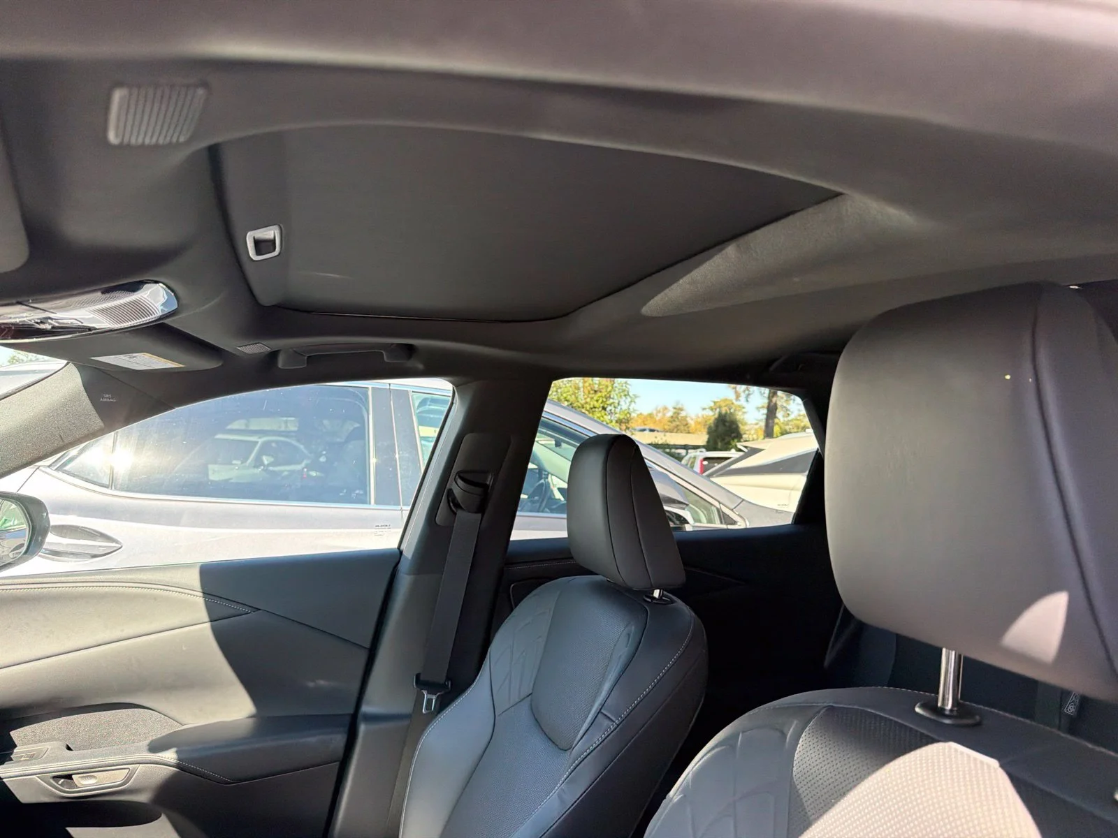 Used 2025 Eminent White Pearl Lexus 350h Premium image 9
