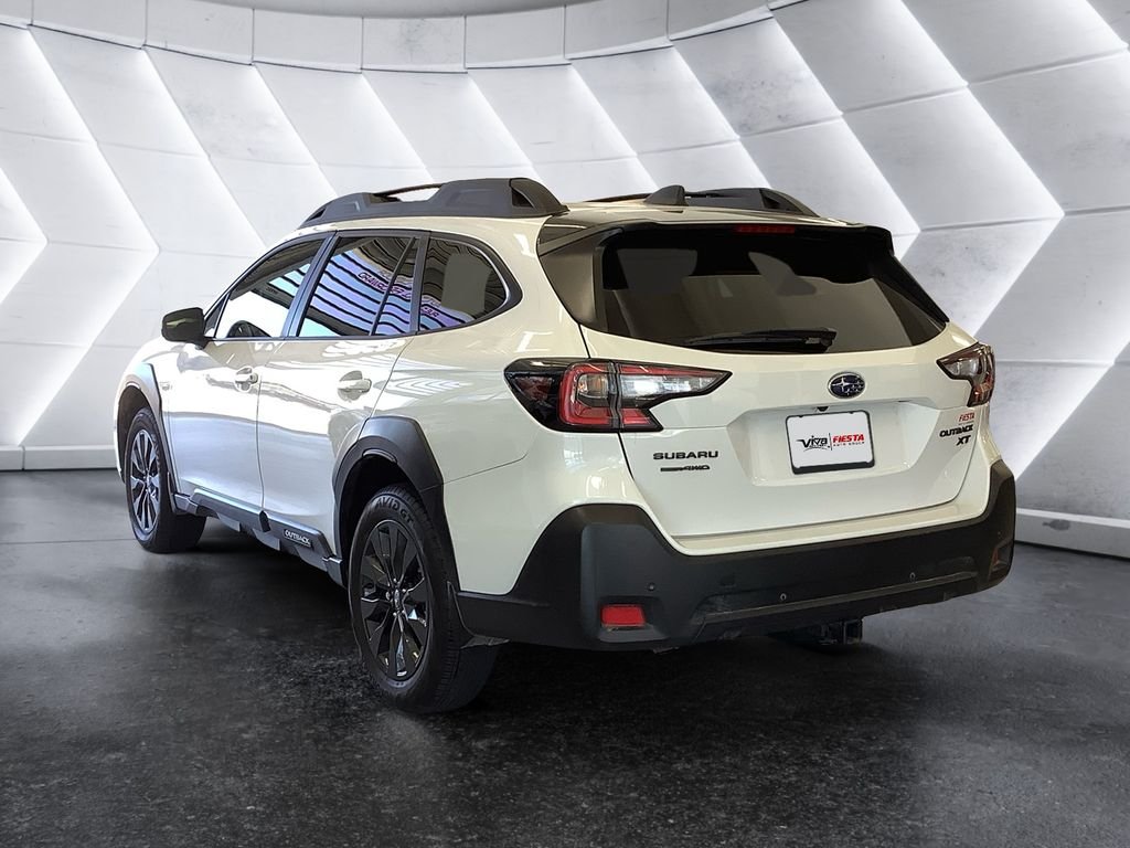 Used 2025 White Subaru Onyx Edition XT image 6