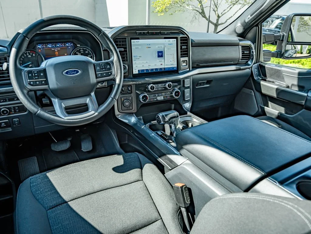 Used 2023 Area 51 Blue Ford XLT image 32