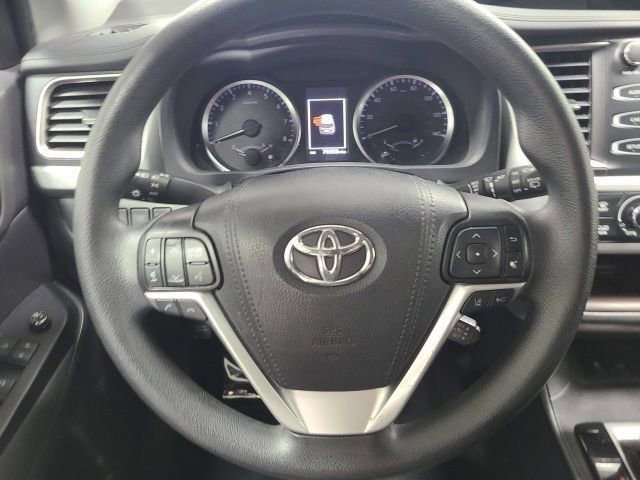 Certified Used 2019 Ooh La La Rouge Mica Toyota LE image 22