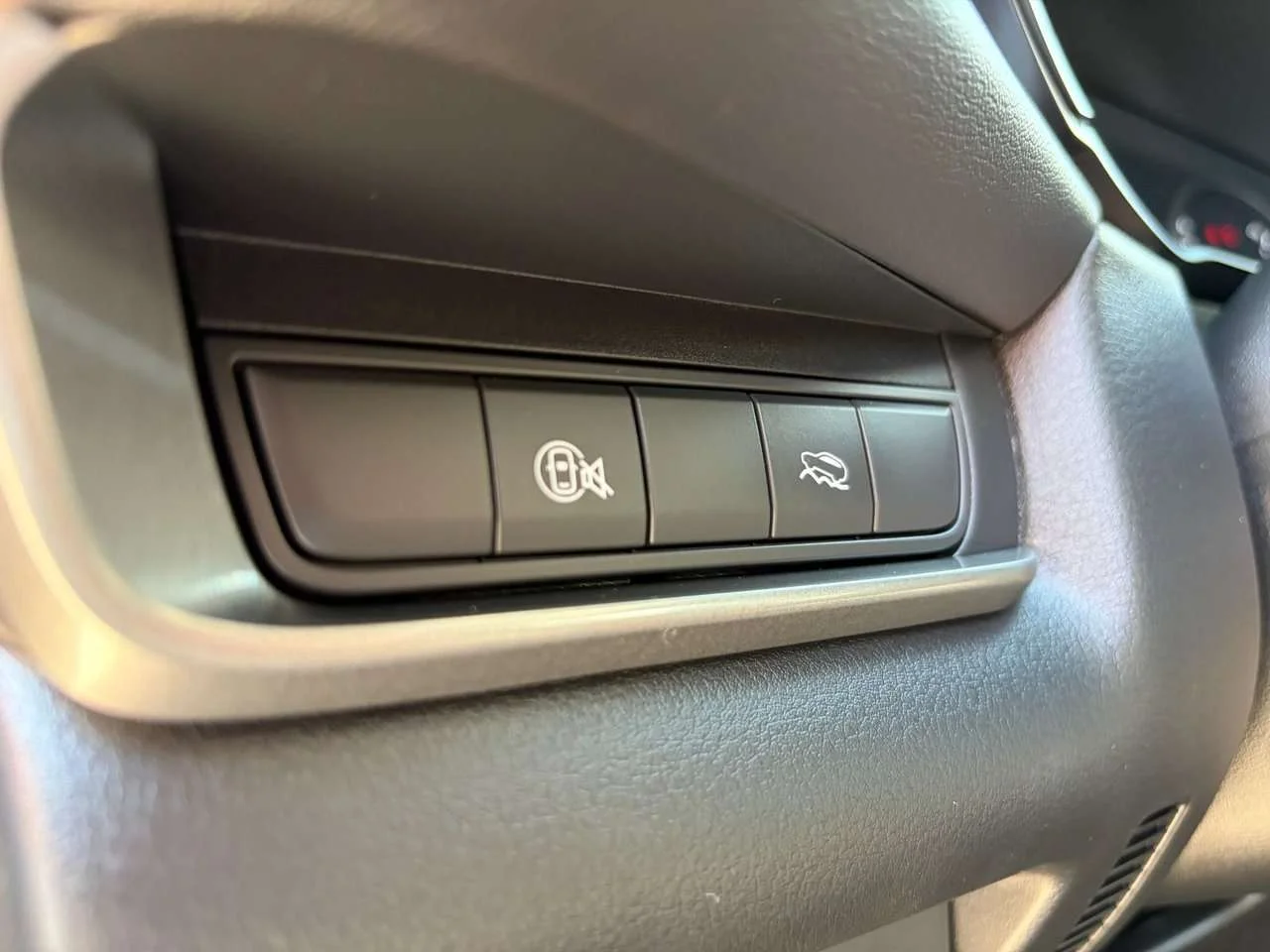 Used 2024 Machine Grey Metallic Mazda GX AWD AWD with Low Mileage! On sale. Come check it out. Finance available. image 22