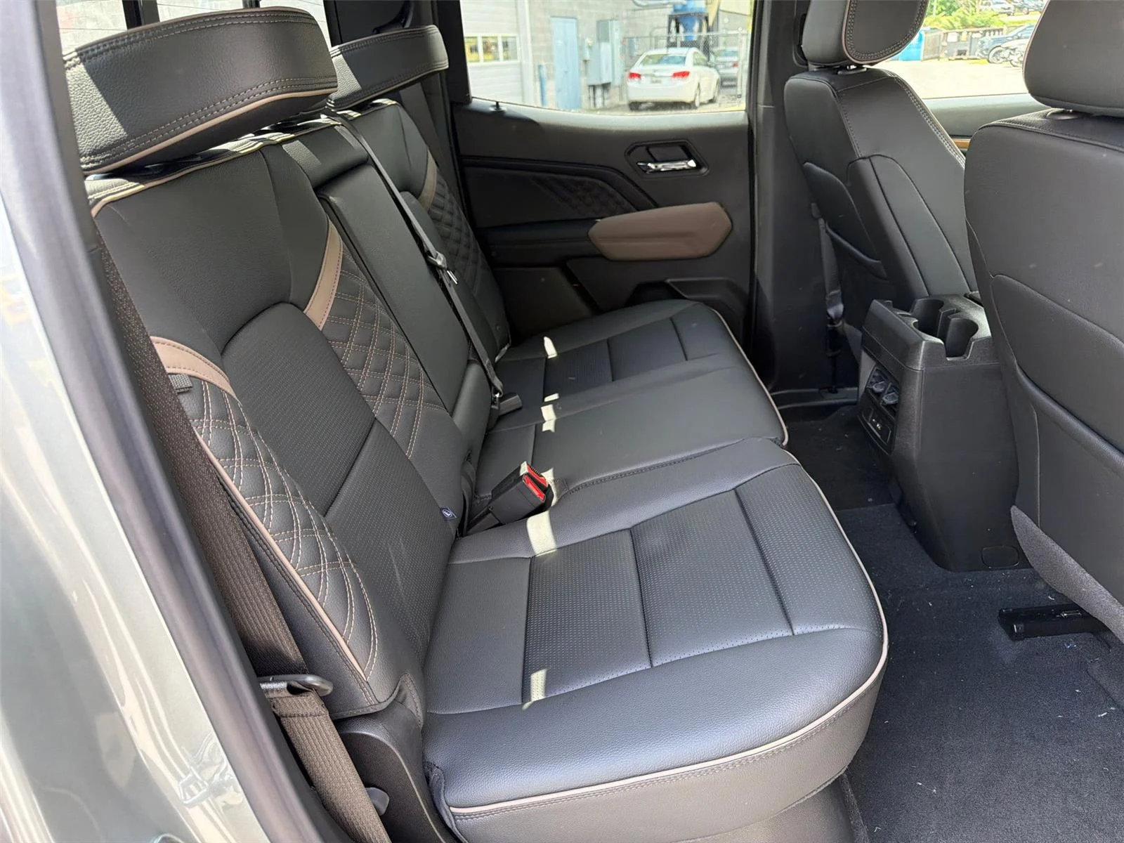 2026 GMC Canyon Denali - Photo 12