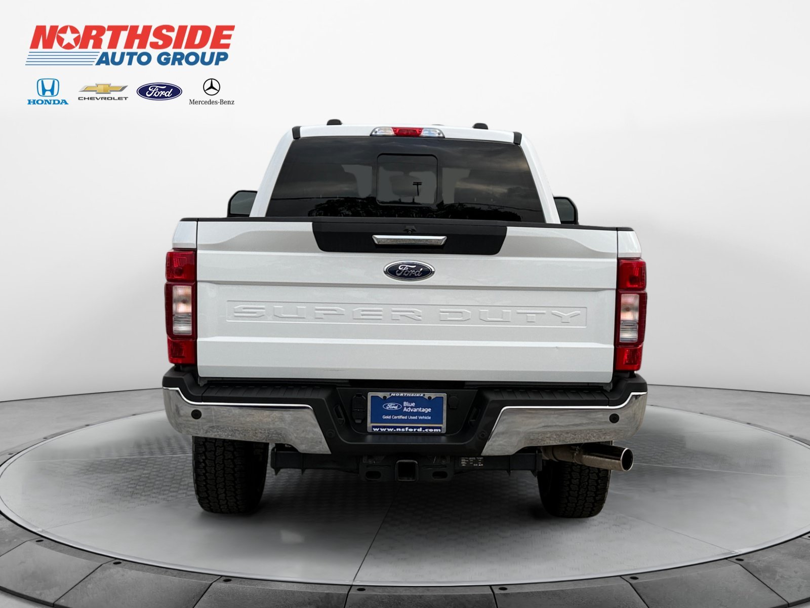Certified Used 2022 Oxford White Ford XLT image 6
