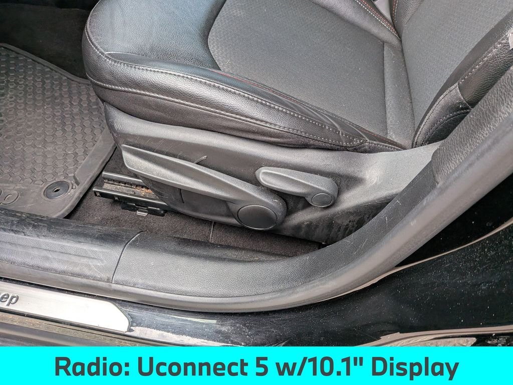 Used 2022 Black Jeep Trailhawk image 15