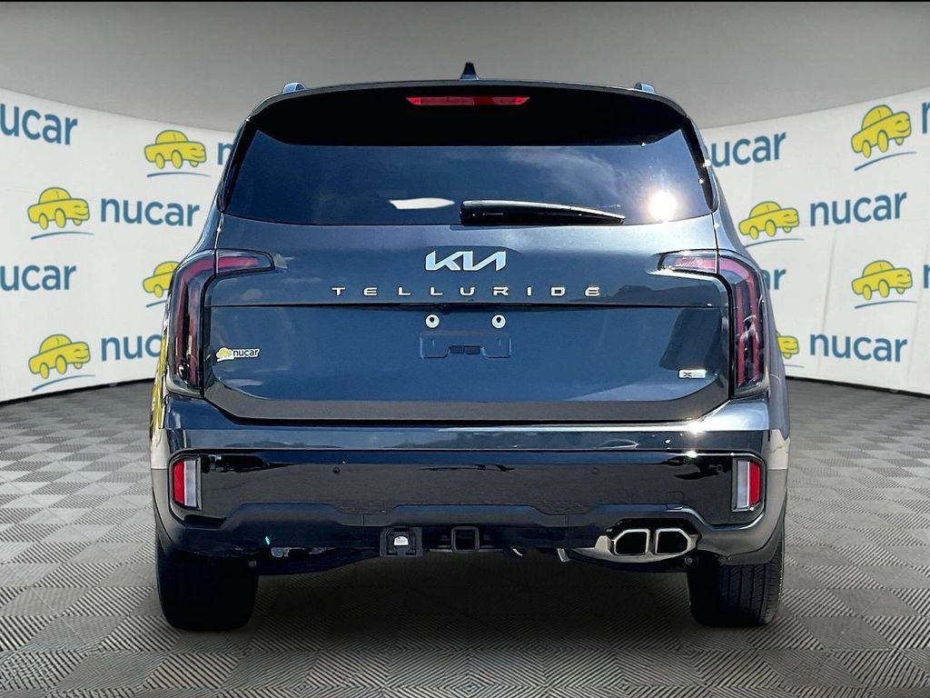 Used 2024 Gravity Gray Kia EX X-Line image 5