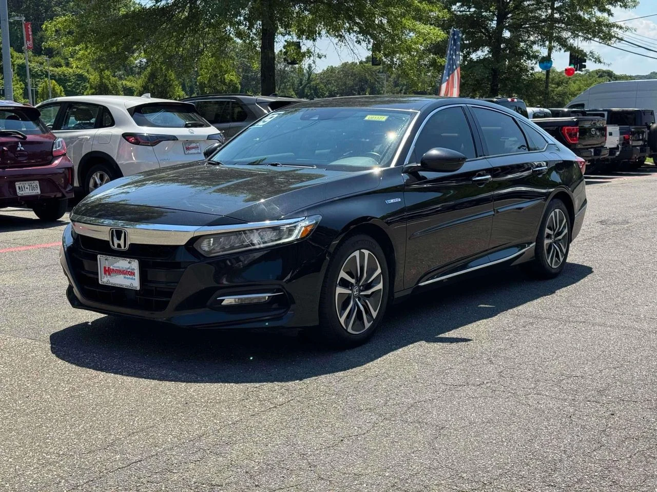 2019 Honda Accord Hybrid Touring - Photo 3