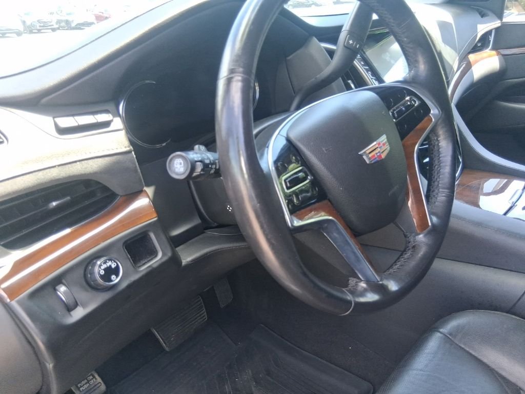 Used 2020 Blue Cadillac Luxury image 11