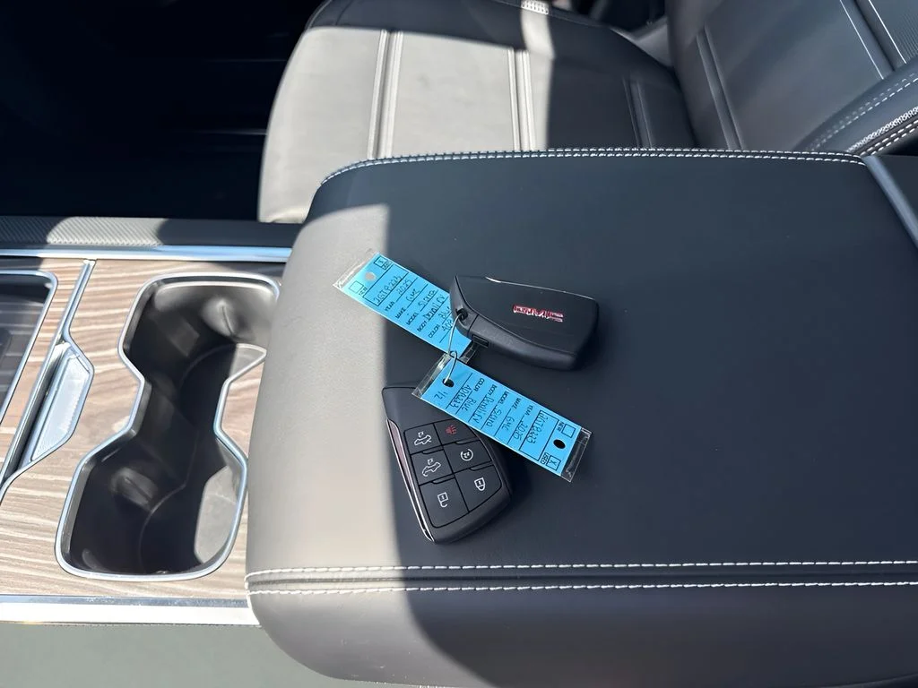 Used 2025 Blue GMC Denali image 11