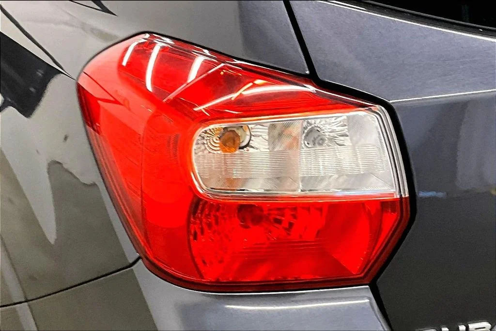 Used 2015 Gray Subaru 2.0i Limited image 22