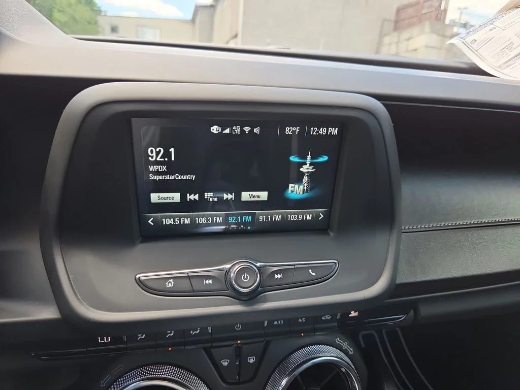 Used 2018 White Chevrolet 1LT image 35