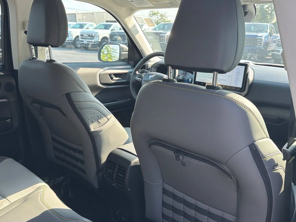 New 2026 Azure Gray Metallic Tri-Coat Ford Badlands® image 20