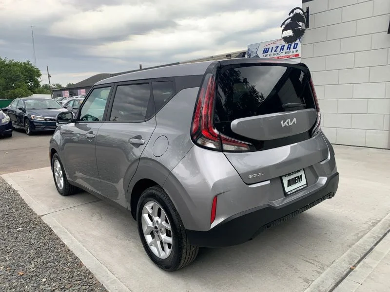 Used 2023 Gray Kia LX Wagon 4D image 14