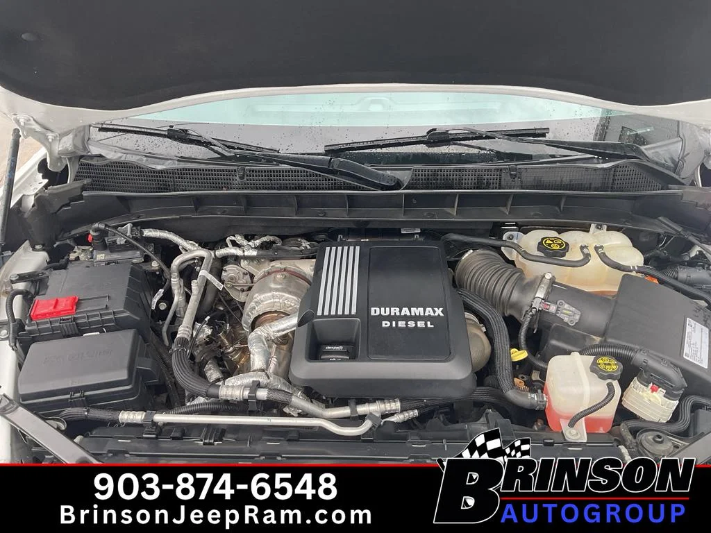 Used 2021 Summit White GMC Elevation image 12