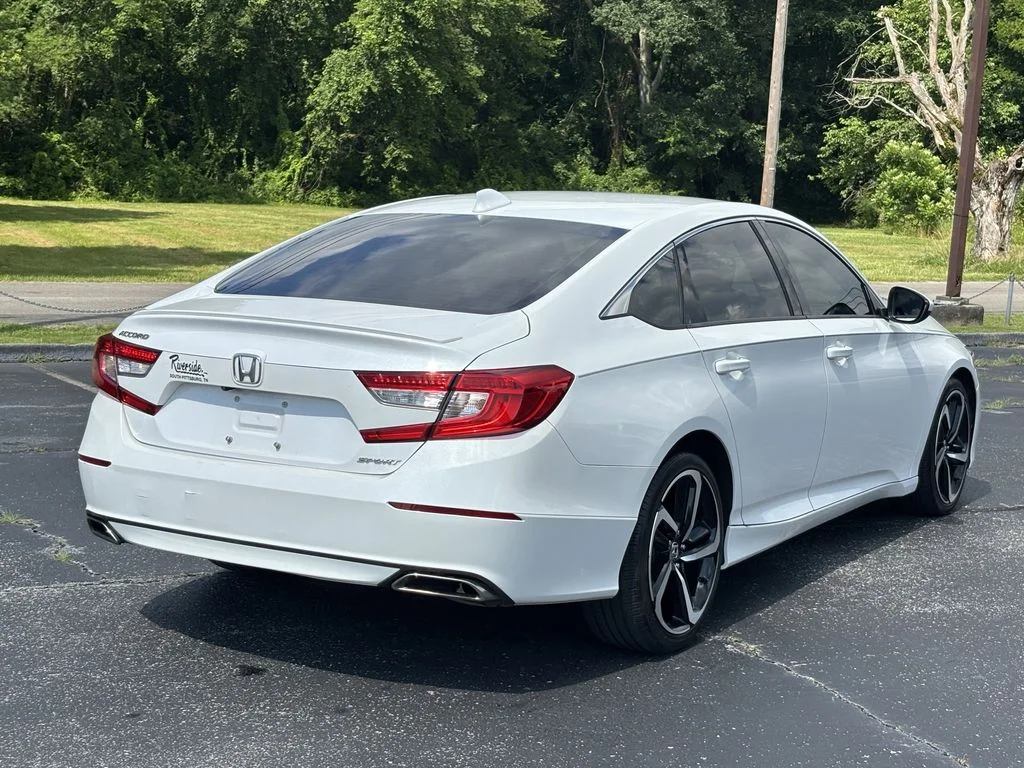 Used 2019  Honda Sport image 7
