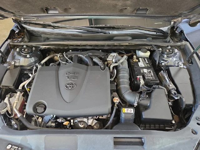 Used 2019 Gray Toyota Limited image 22