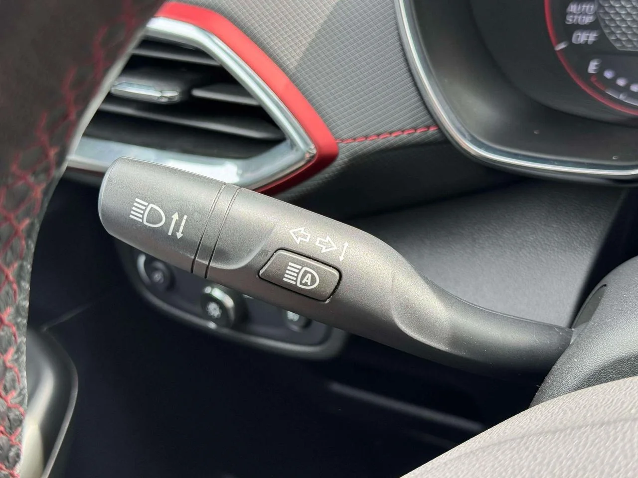 Used 2022 Satin Steel Metallic Chevrolet FWD RS image 24