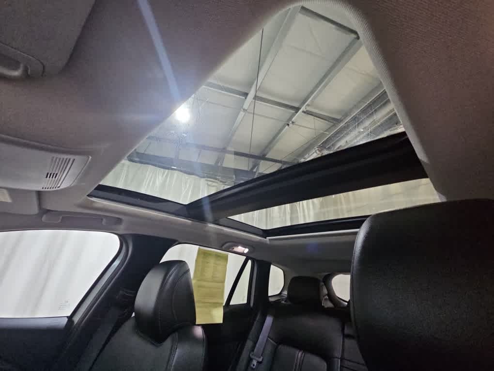Used 2024 Wind Chill Pearl Mazda 2.5 S Premium Plus Package image 9