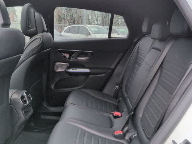 New 2026 Polar White Mercedes-Benz GLC 300 image 20