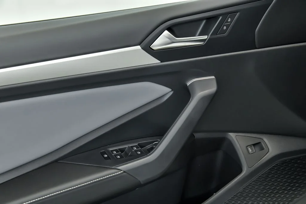 New 2026 Gray Volkswagen 1.5T SE image 5