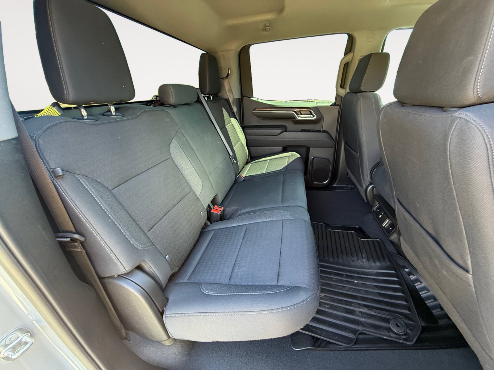 Used 2024 Slate Gray Metallic Chevrolet LT (2FL) image 18