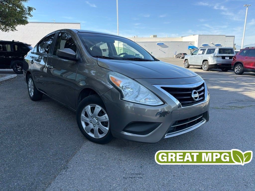 2015 Nissan Versa 1.6 SV CVT's photo
