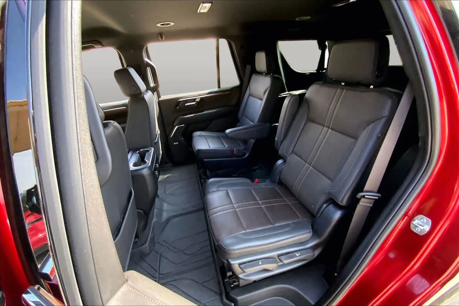 Used 2025 Radiant Red Tintcoat Chevrolet High Country image 44