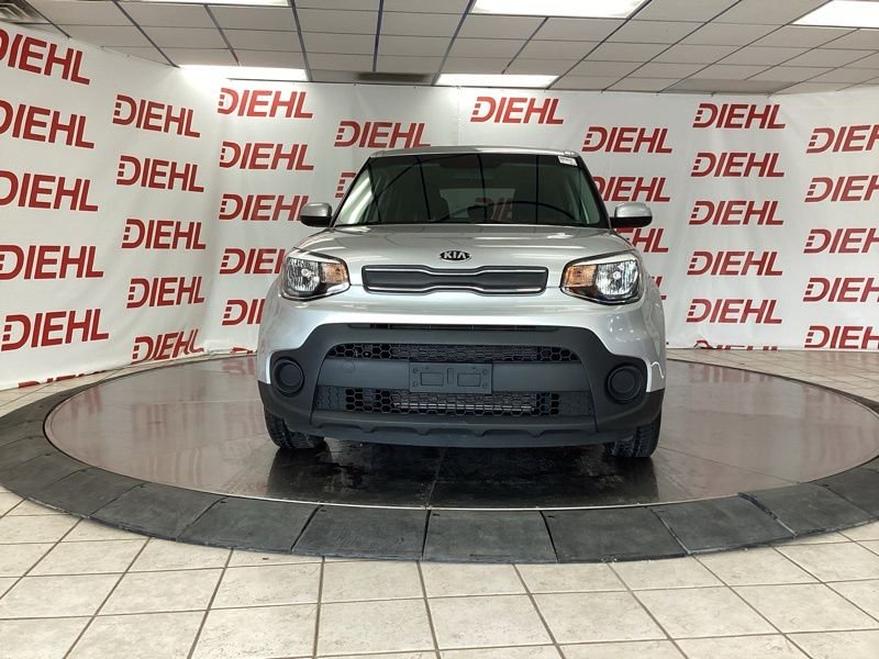 Used 2018 Silver Kia Base image 2