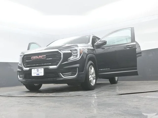 Certified Used 2023 Ebony Twilight Metallic GMC SLE image 34