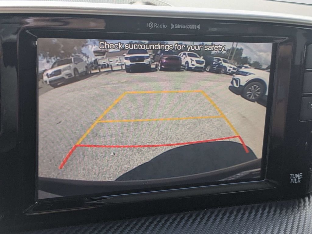 Used 2020 Blue Hyundai Value image 26