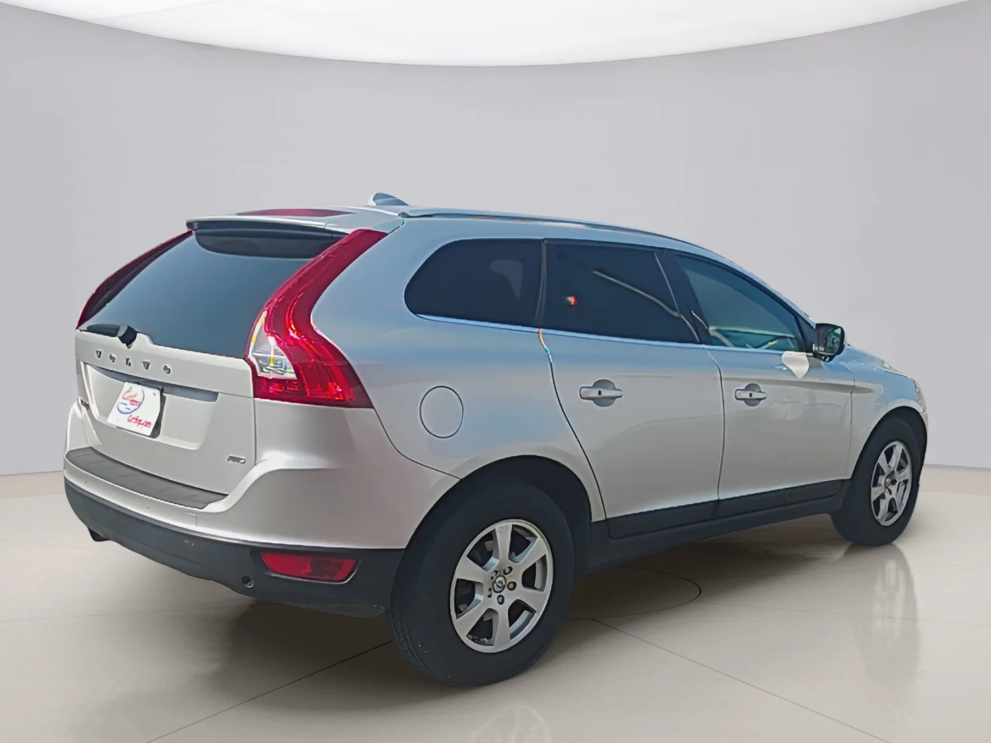 Used 2011 Silver Volvo 3.2 AWD image 5