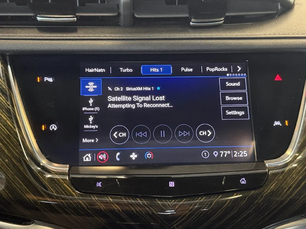 Used 2020 RADIANT SILVER METALLIC Cadillac FWD Premium Luxury image 21