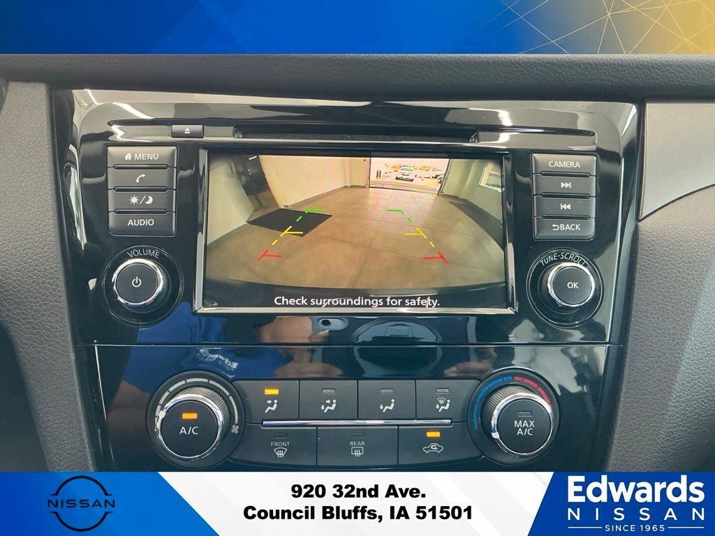 Used 2021 Black Nissan S image 21